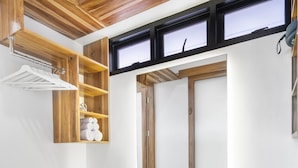 Comfort Villa | Bathroom - Villa Finity B by Hombali (Canggu)