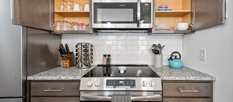 Charming Duplex Retreat in Old Town Manchester, VA