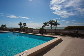 Nicht klassifiziertes Bild, 4 von 49, Schaltfläche