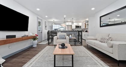 BIG FAMILY HOUSE / HOT Tub