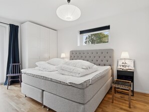 3 soverom og internettilgang