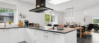 "Helmi" - 1km from the sea by Interhome