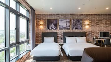 Suite Premium | Una scrivania, postazione laptop, Wi-Fi gratuito, lenzuola
