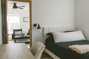 2 dormitorios, escritorio, tabla de planchar con plancha y wifi gratis