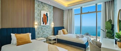 Apartment | 2 bedrooms, blackout drapes, free WiFi