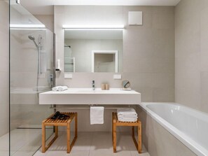 Towels - Sonnentanz alpe maritima Ski & See-Top 2 by Interhome (Ossiacher See)