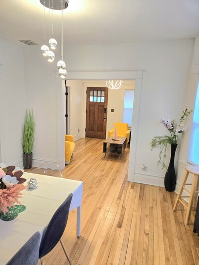 Pinkston Gardens Near MSP airport & Allianz Field