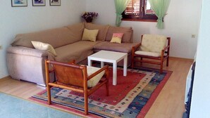 Imagen sin descripción, 5 de 16, botón