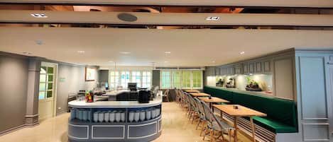 Gratis morgenmadsbuffet hver dag