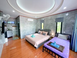 Triple Room | Minibar, in-room safe, desk, laptop workspace