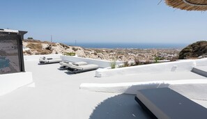 Apartment, 1 Bedroom, Balcony, City View | Beach