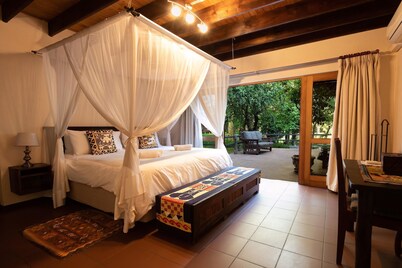 Bush villa at Kruger Park entrance (Phalaborwa)