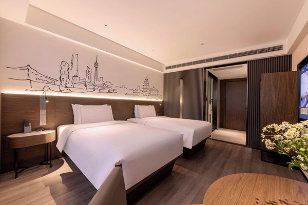 Executive Twin Room, 2 Double Beds | Down comforters, memory foam beds, minibar (free items), in-room safe