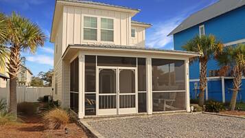 House, Multiple Beds (Reel Blessed) | Exterior