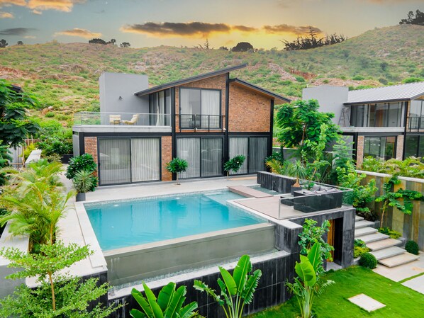 Pool - The Lake Edge Villa (Udaipur)