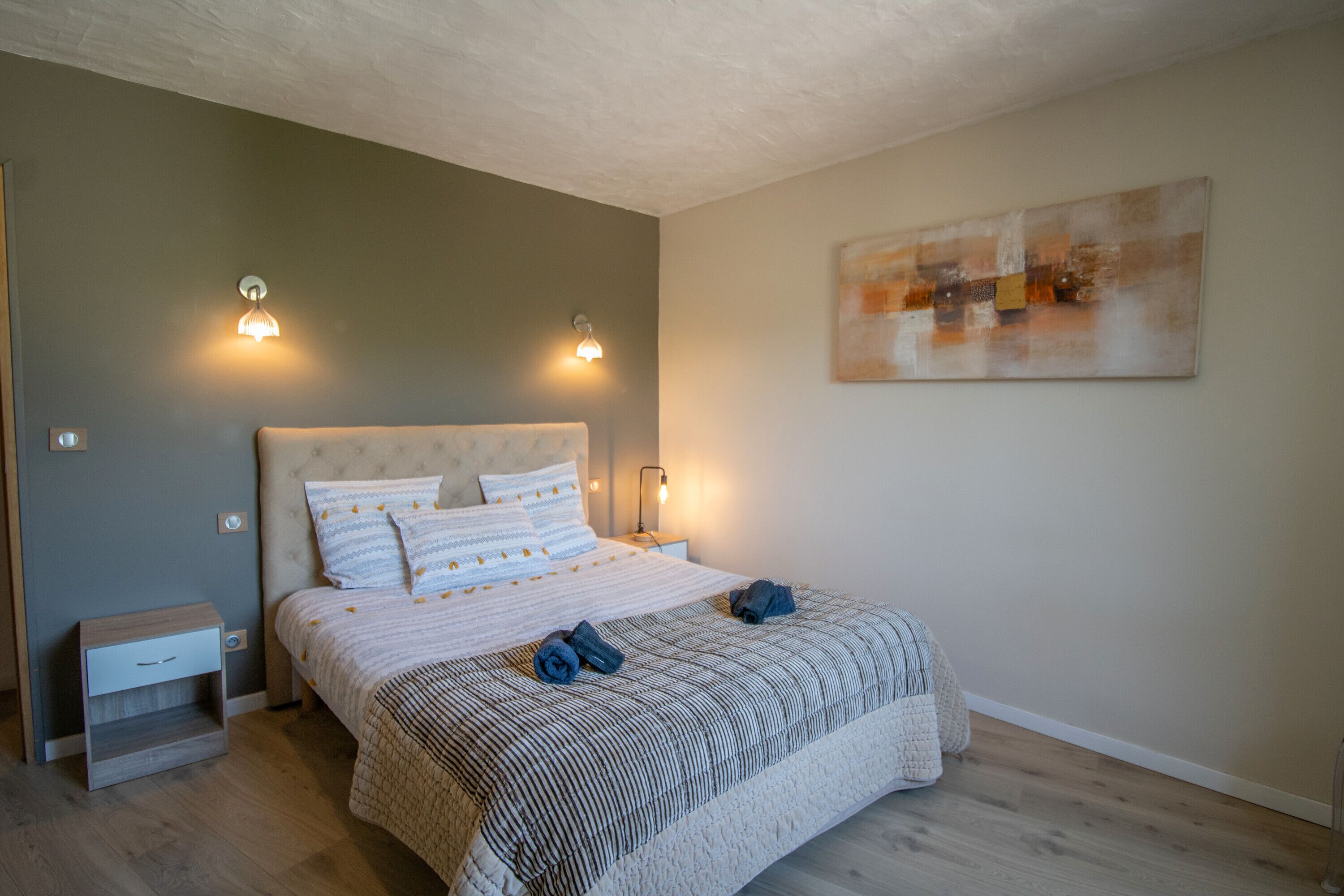 3 bedrooms, free WiFi, bed sheets