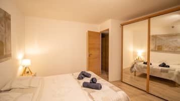 3 quartos, Wi-Fi de cortesia, roupa de cama