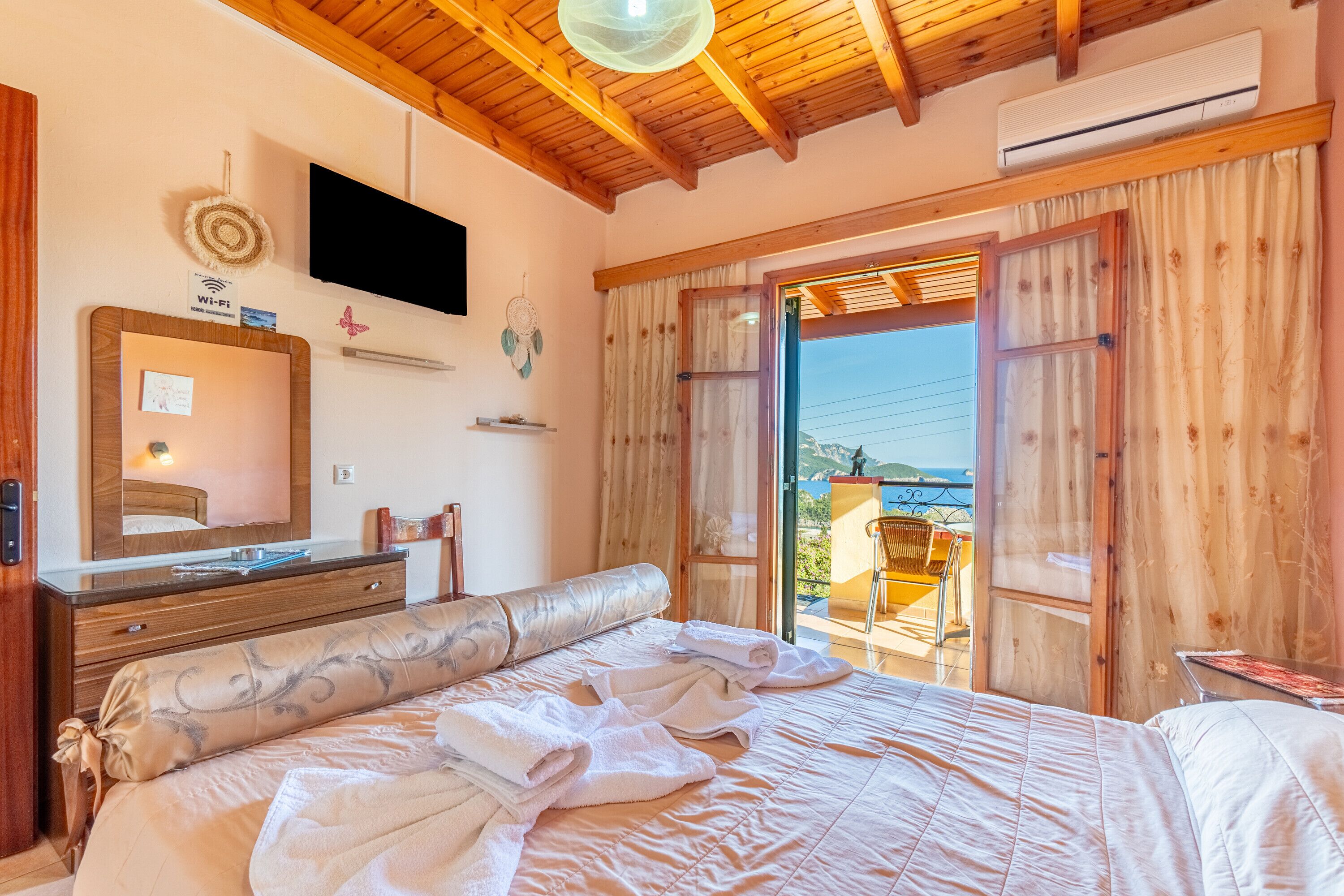 1 bedroom, free WiFi, bed sheets