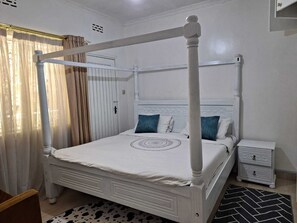 4 chambres, bureau, fer et planche à repasser, Wi-Fi