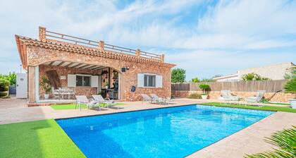 Vacation Home "Villa Sueños" with Private Pool, Private Terraces & Wi-Fi