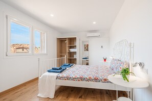 3 dormitorios, wifi gratis, ropa de cama