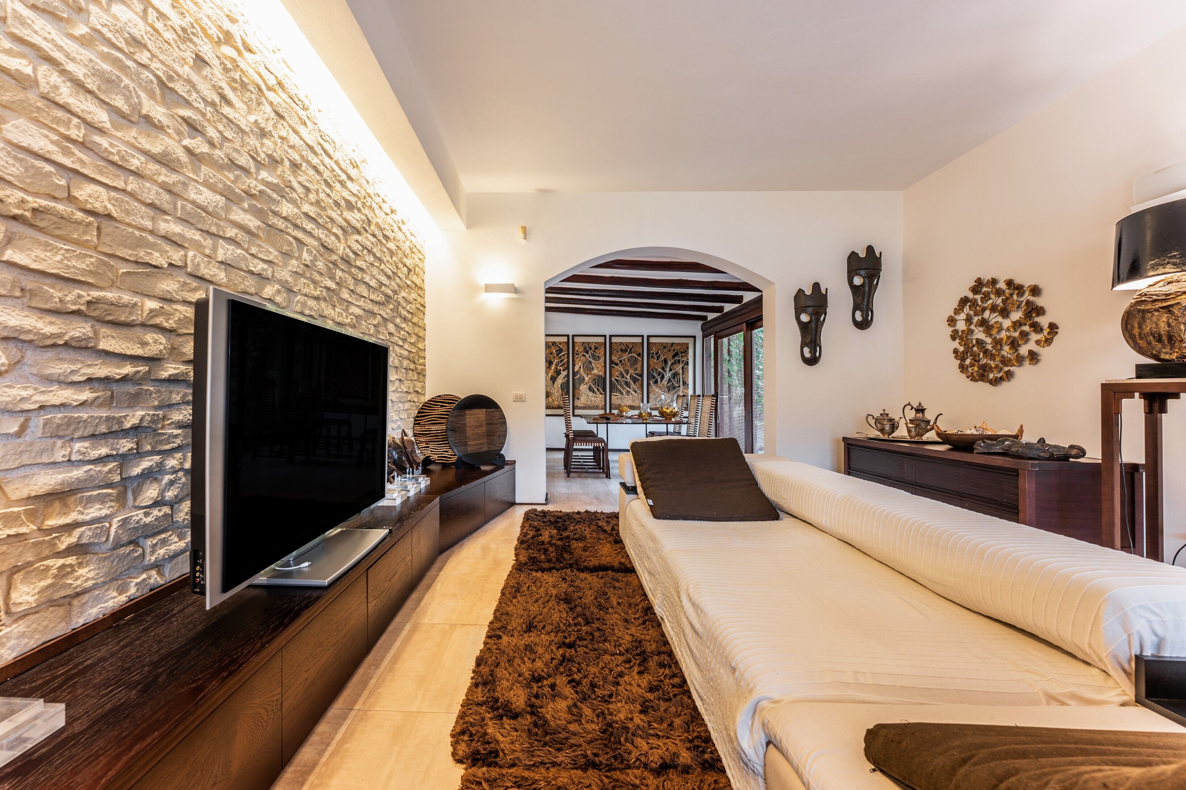 3 chambres, fer et planche à repasser, accès au Wi-Fi (inclus)