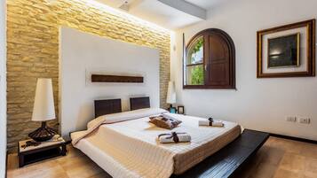 3 Schlafzimmer, BĂŒgeleisen/BĂŒgelbrett, kostenloses WLAN, BettwĂ€sche
