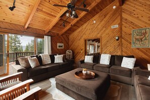 TV, fireplace, ping pong