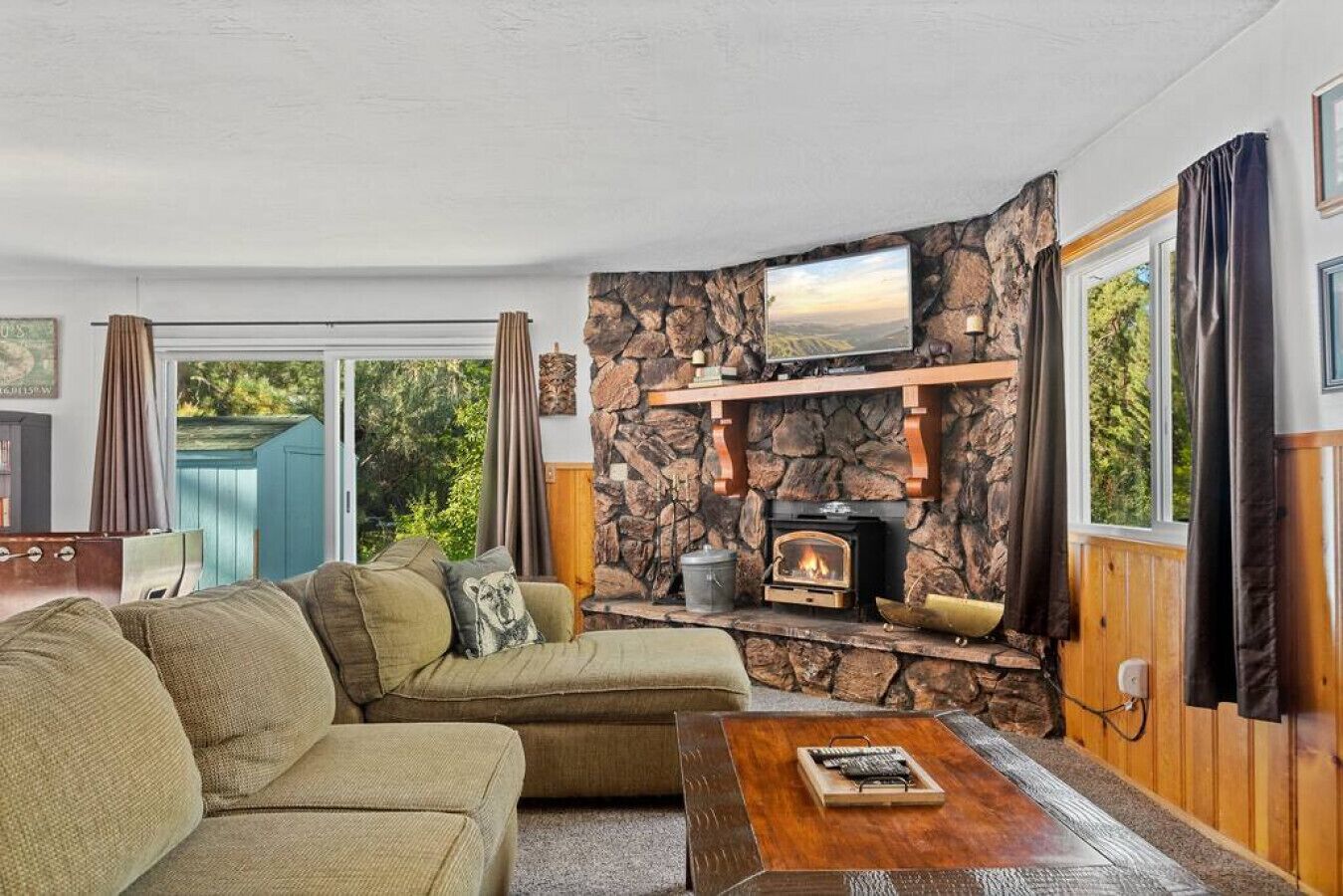 TV, fireplace, DVD player, table football