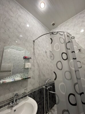 Bathroom - Najaryan’s Family Guest House (Ecmiadzin)