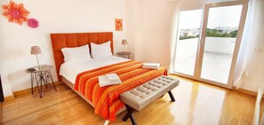 5 Schlafzimmer, Bügeleisen/Bügelbrett, WLAN, Bettwäsche