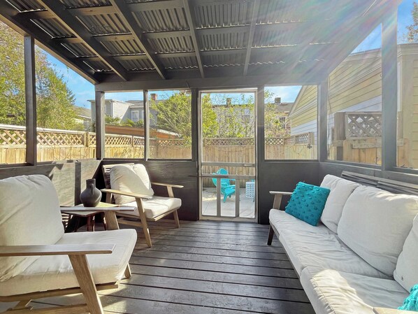 テレビ、書斎 / ワークスペース