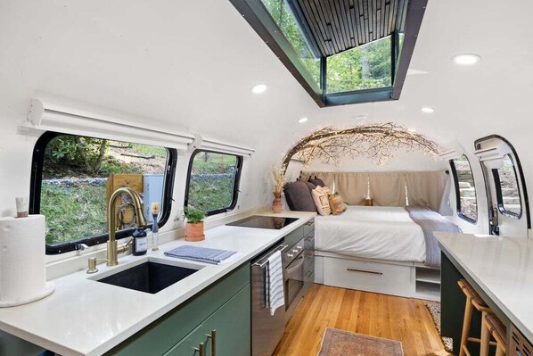 1 quarto, ferros/tábuas de passar roupa, Wi-Fi de cortesia