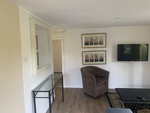 Interior - Quirky 1 bed with great space (Robertson)