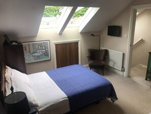 1 chambre, fer et planche à repasser, Wi-Fi, draps fournis