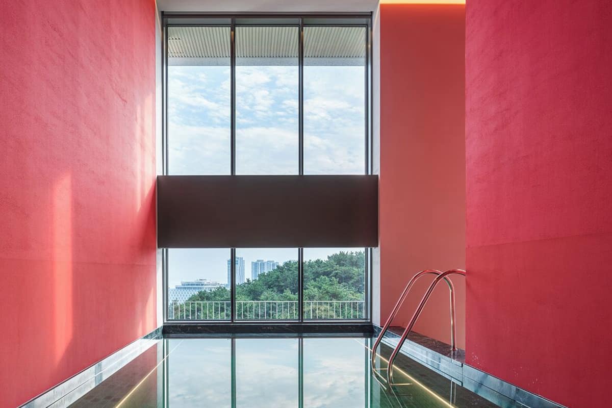 Cabin X Clipper Pool House Duplex(A SPIRIT OF JOURNEY&Spring Palace Free Access for4+2 Free parking) | Área de estar | Tablet