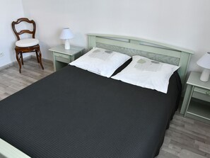 3 chambres, Wi-Fi gratuit, draps fournis