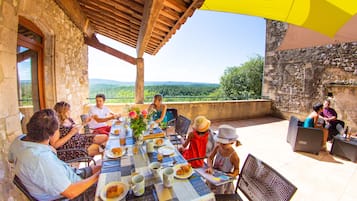 Family House | Terrace/patio