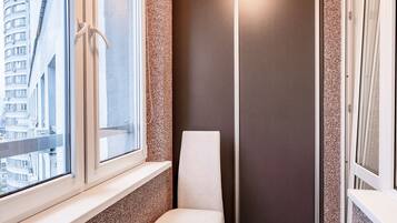 Classic Apartment | Terrace/patio