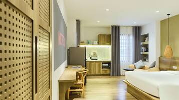 Super Standard Style 01 | Premium bedding, Select Comfort beds, minibar, blackout drapes