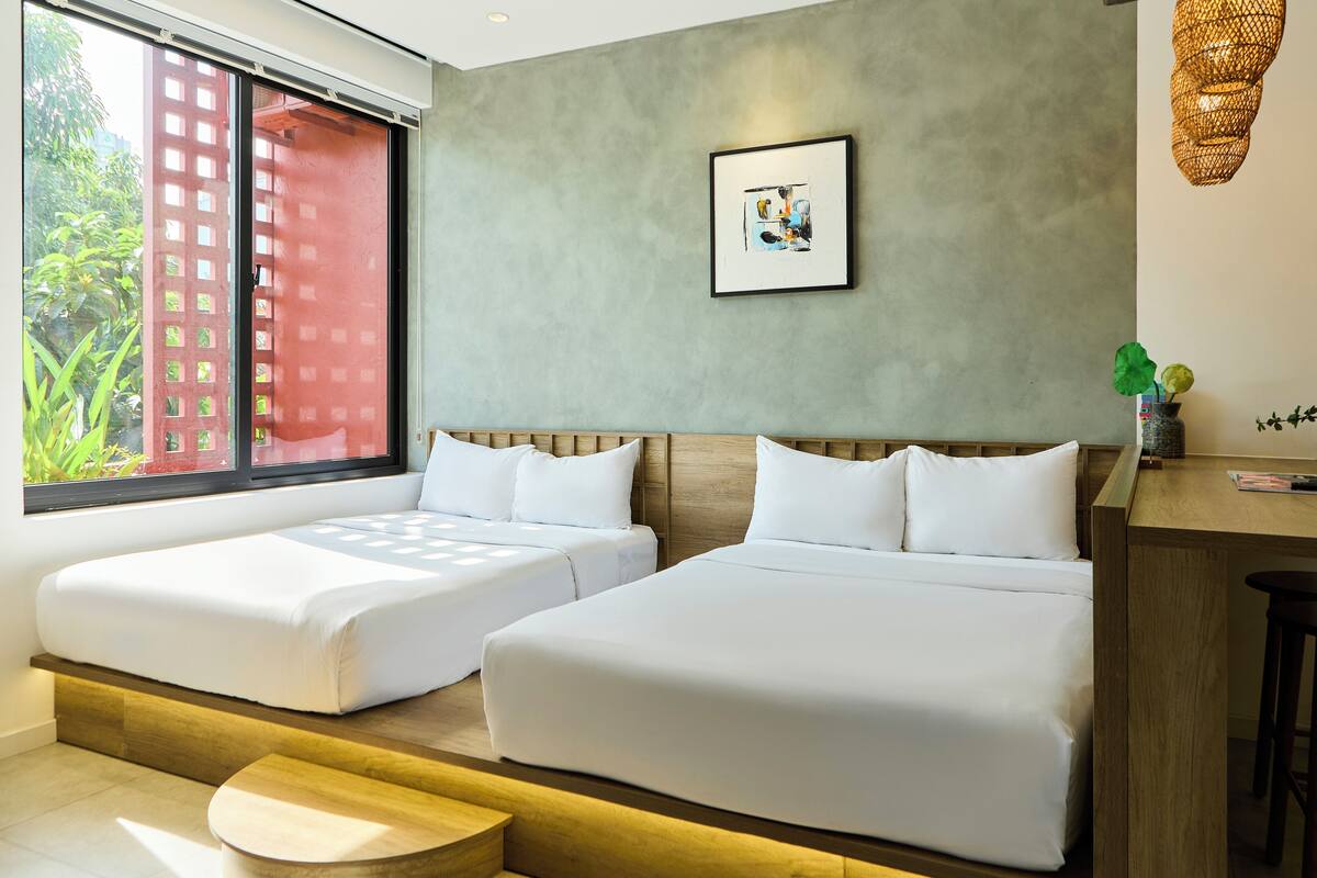 Kin Inspired 3 with Twin bed
