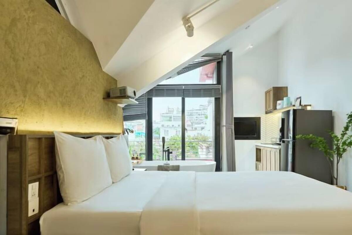1 bedroom, premium bedding, Select Comfort beds, minibar