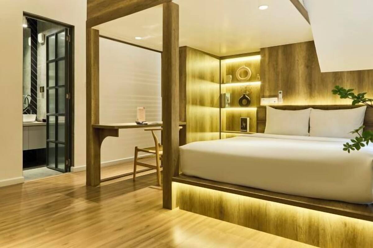 1 bedroom, premium bedding, Select Comfort beds, minibar