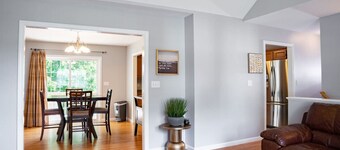 #11 -* 4 Bedrooms, 3 Baths! Sleeps up to 10