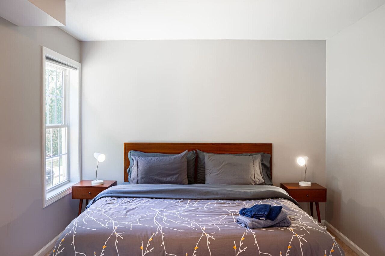 1 habitación, tabla de planchar con plancha, wifi gratis y ropa de cama 