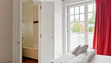 Huis, 5 slaapkamers, balkon, uitzicht op tuin | 5 slaapkamers