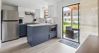 Charming Townhouse Near Indialantic Beach