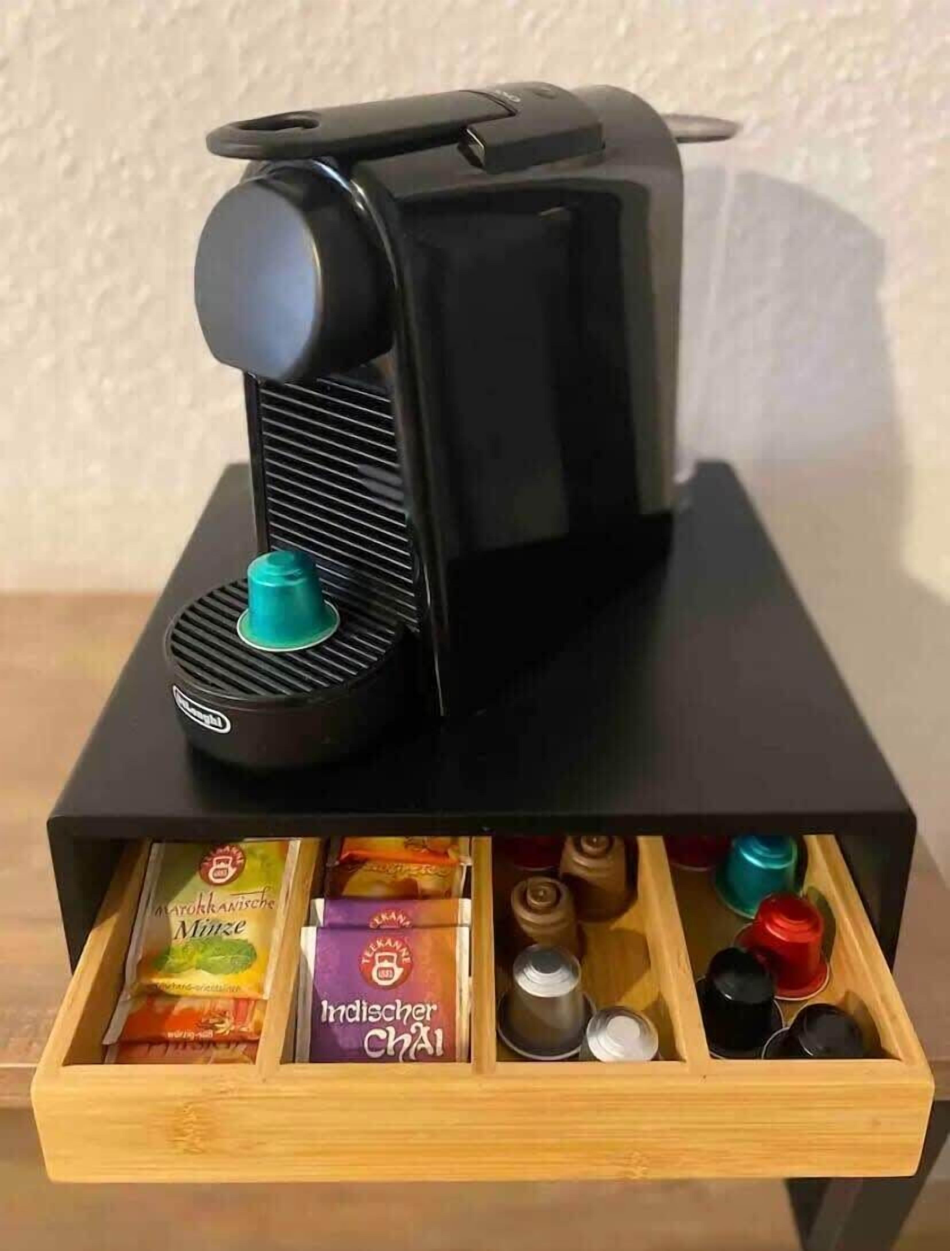 Kaffee und/oder Kaffeemaschine