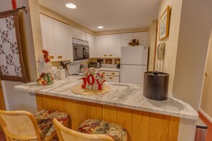 Microwave, coffee/tea maker