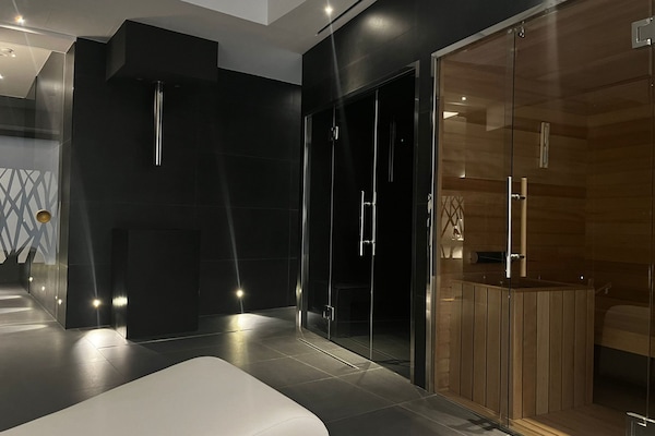 Sauna, steam room, body treatments, body scrubs, facials